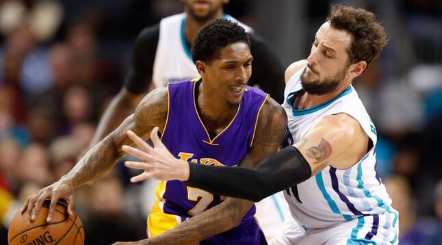 并最终捧杯 并最终捧杯