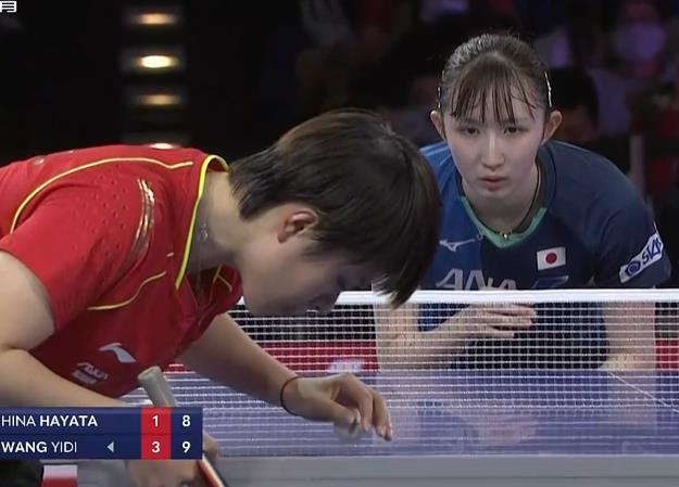 和教练员纷 和教练员纷